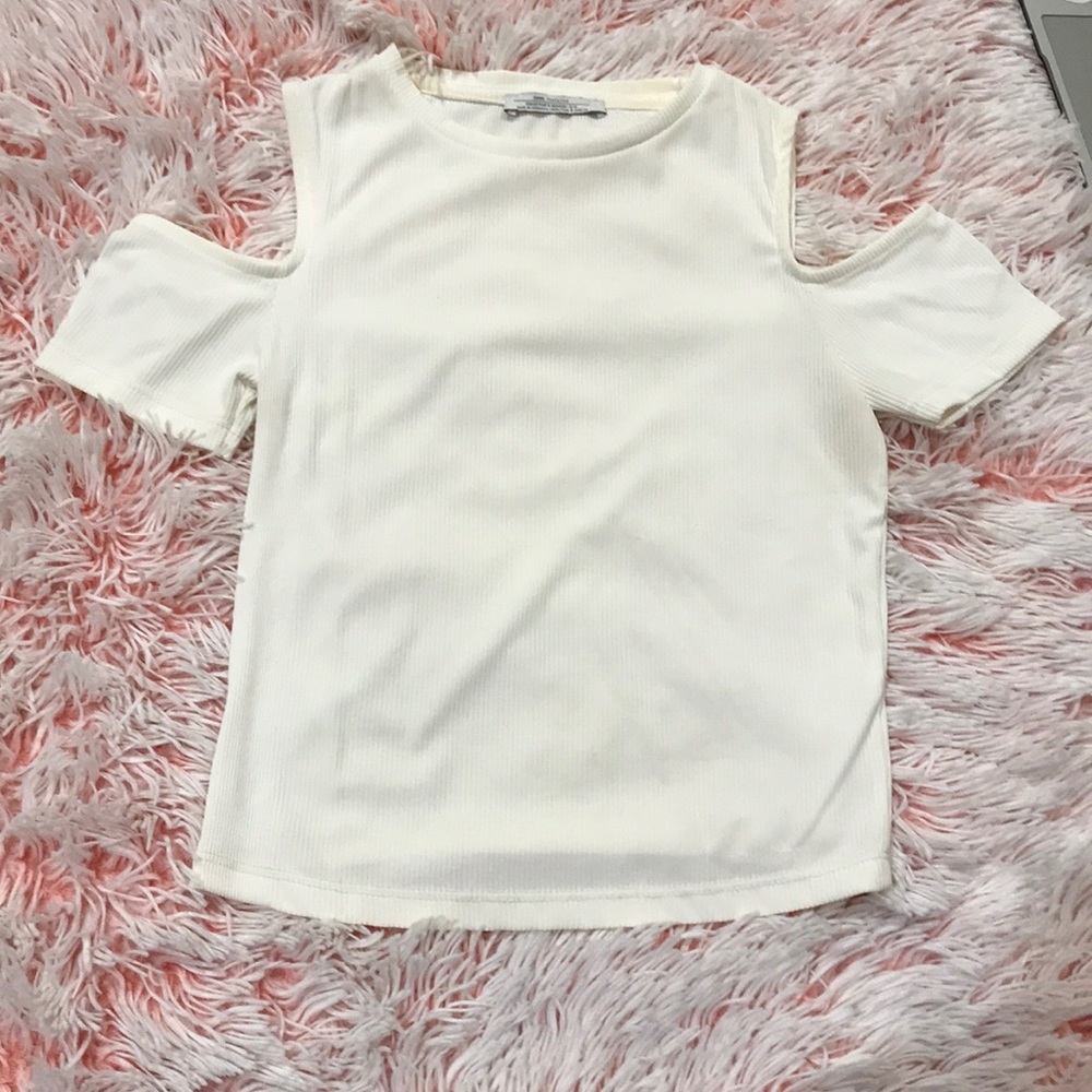 White crop top